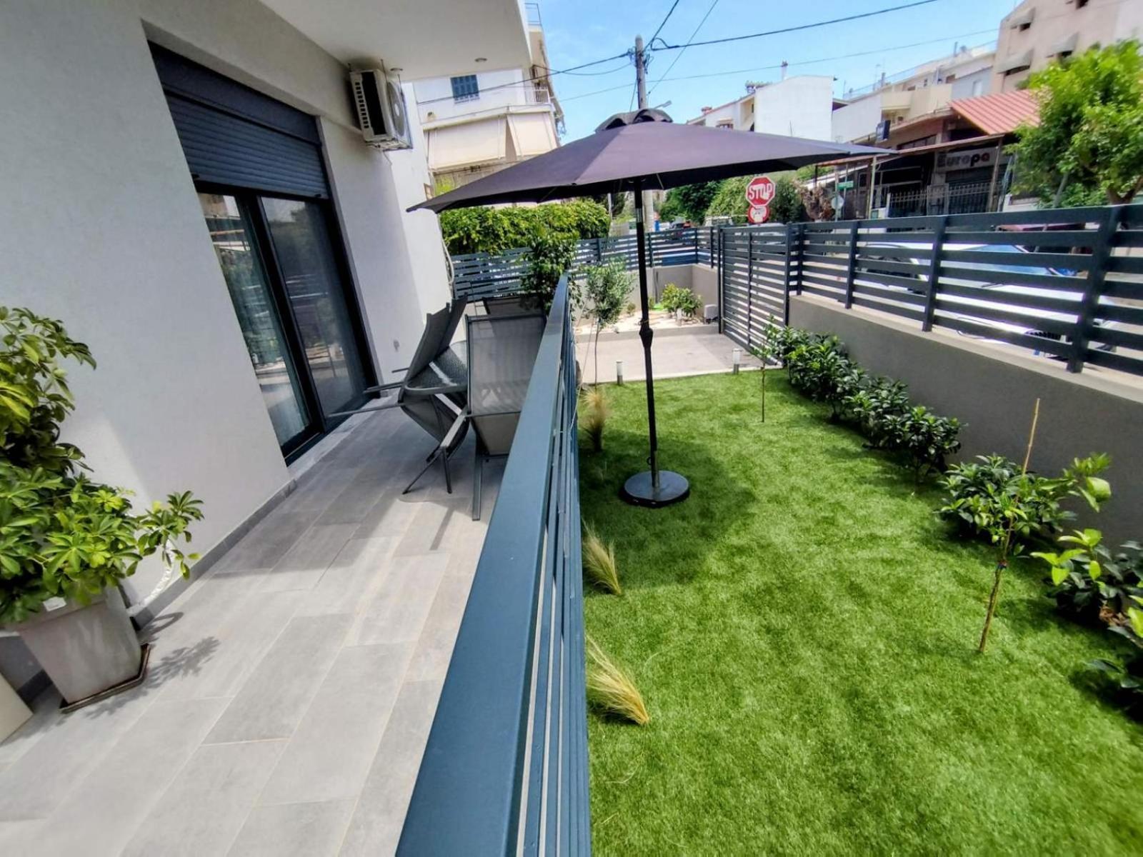 Floral Home 1 - Ground Floor Apt With Courtyard And Private Parking! Atenas Exterior foto